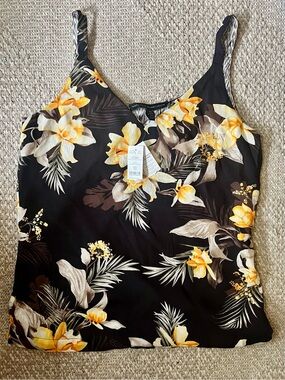 NWT WHBM WHite House Black Market reversible Dual Woven Camisole XS
